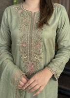 Laal Clothing Silk Kurta Set in Pastel green 3pc