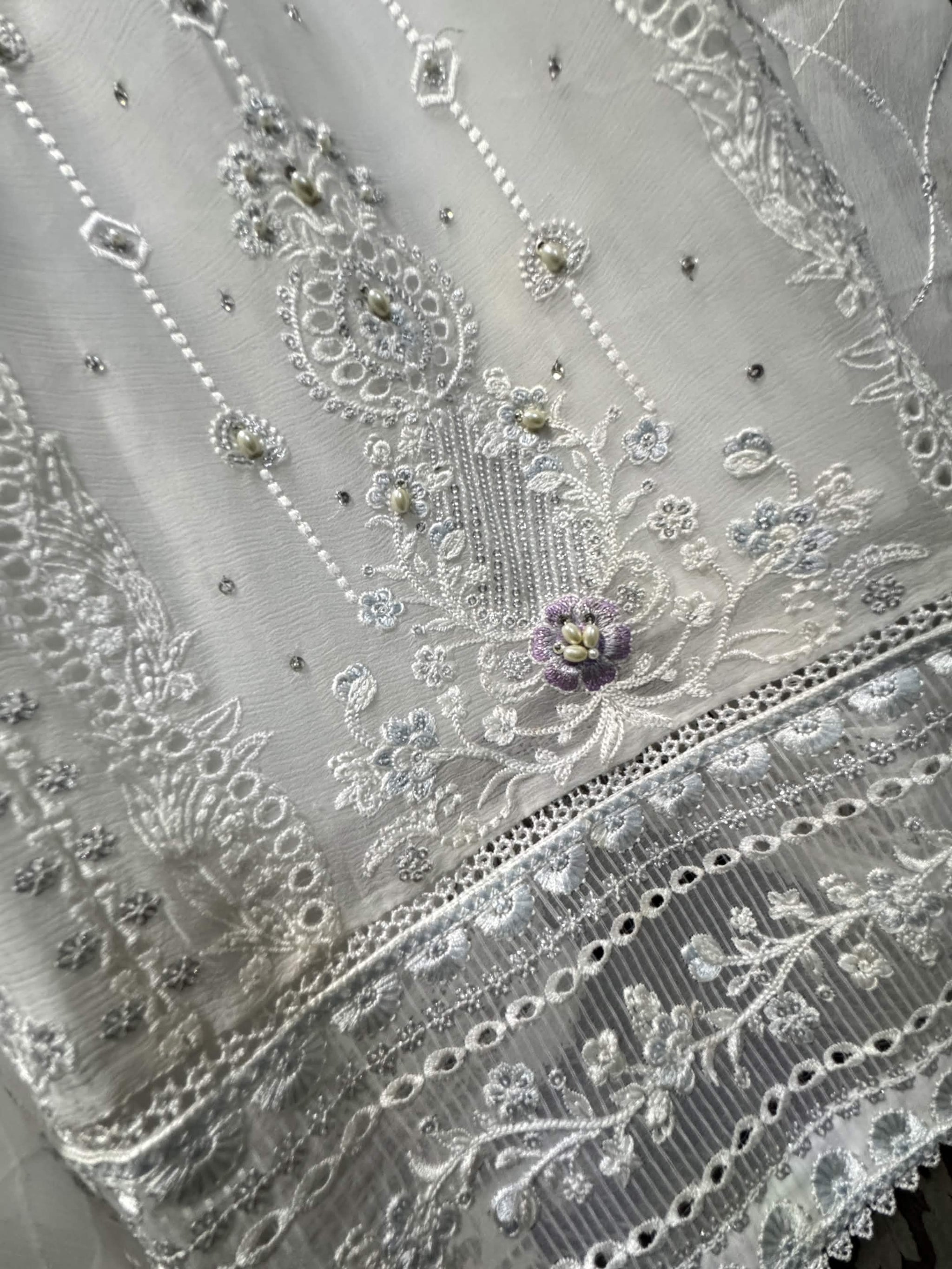 AL UMER Ivory Grace Pearl Chikankari 3pc