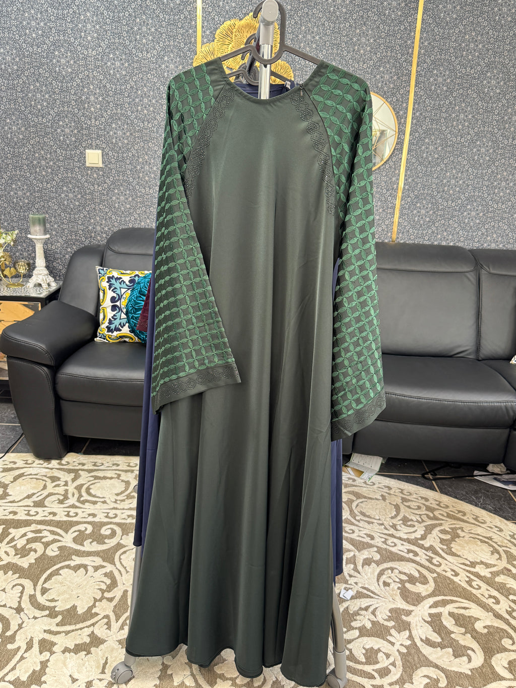 Bottle Green Embossed Geometric Lattice Pattern Abaya